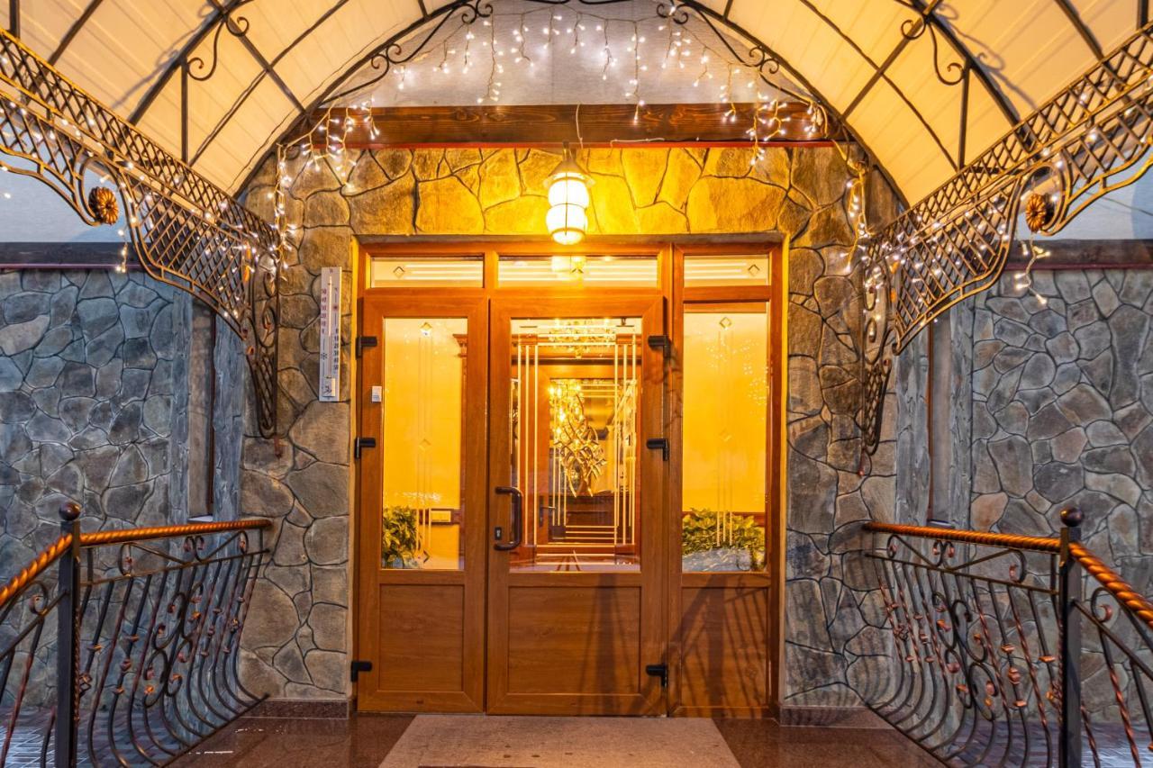 Villa Nikoletta Spa Bukovel Luaran gambar
