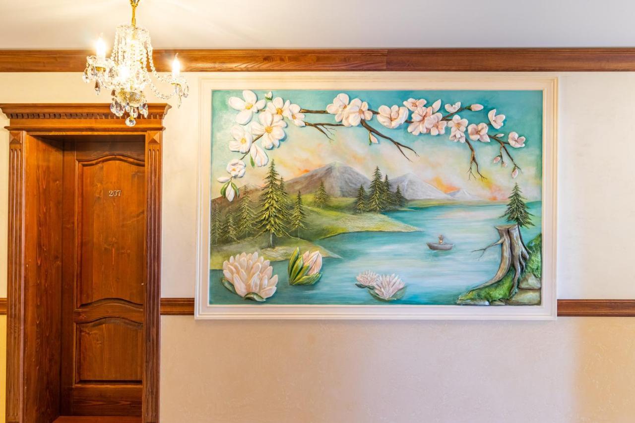 Villa Nikoletta Spa Bukovel Luaran gambar
